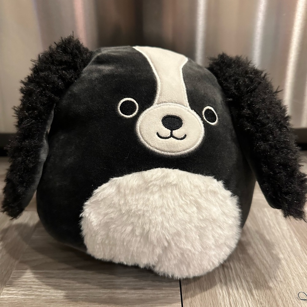 Squishmallow- Nathaniel Dog